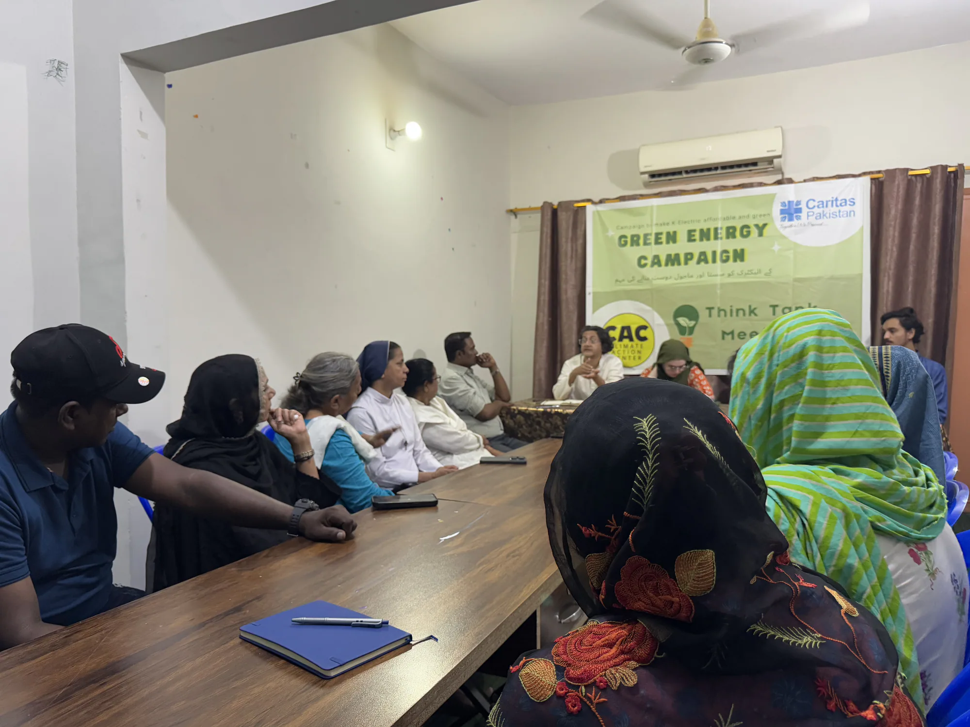 CAC community meeting about renewable energy and solar access
